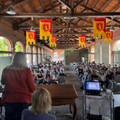 La platea degli studenti del Pellati, al Foro Boario di Nizza, per l'incontro promosso da Lilt e Asl AT
