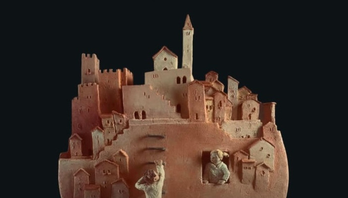 Quando l'arte della terracotta incontra il vino: a Castelnuovo Calcea le opere di Germano Casone dialogano con i ceppi di Ezio Ferraris Quando l'arte della terracotta incontra il vino: a Castelnuovo Calcea le opere di Germano Casone dialogano con i ceppi di Ezio Ferraris