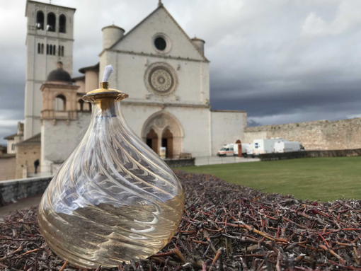La Lampada della Pace di Assisi illumina Ferrere e Cisterna d’Asti La Lampada della Pace di Assisi illumina Ferrere e Cisterna d’Asti