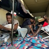 Migranti, la Francia si blinda. Cirio: &quot;Preoccupato per il Piemonte, una regione di confine&quot;