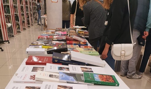 Alla biblioteca Faletti il Mercatino dei Libri di Natale: titoli per tutte le età e le passioni Alla biblioteca Faletti il Mercatino dei Libri di Natale: titoli per tutte le età e le passioni