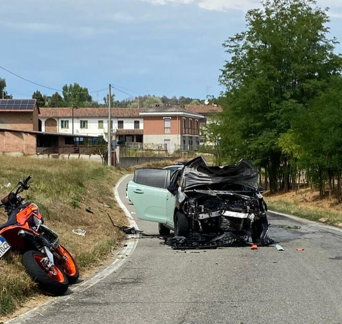 Non ce l'ha fatta il sedicenne vittima dello schianto a Valmaggiore. Asti piange Marco Farinella Non ce l'ha fatta il sedicenne vittima dello schianto a Valmaggiore. Asti piange Marco Farinella