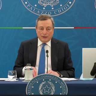 Il premier Mario Draghi nel corso della conferenza stampa pomeridiana