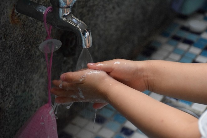 Educazione all'igiene nelle scuole piemontesi: lo studio registra un calo del 39% delle assenze