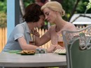Anne Hathaway e Jessica Chastain in una scena di &quot;Mothers' instinct