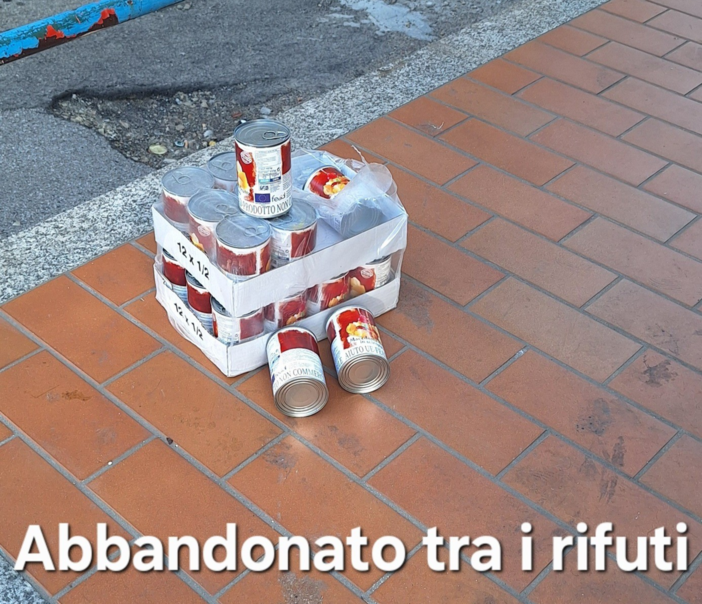 I barattoli abbandonati