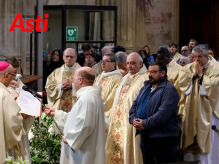 La celebrazione della Messa del Crisma in Cattedrale (Merphefoto)