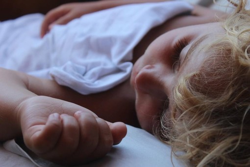 Perché il sonno di qualità è fondamentale per la crescita dei bambini Perché il sonno di qualità è fondamentale per la crescita dei bambini