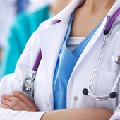 Vinse il concorso per anestesista rianimatrice, ma non avrebbe avuto la specializzazione: udienza rinviata