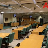 Sbaglia bonifico dopo due notti e due cene nel resort coi genitori: assolta dall’accusa di truffa Sbaglia bonifico dopo due notti e due cene nel resort coi genitori: assolta dall’accusa di truffa