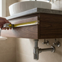 Mobile bagno sospeso: guida pratica a misure e materiali