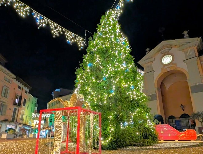 Moncalvo accende i riflettori sul Natale 2025: un calendario per la comunità Moncalvo accende i riflettori sul Natale 2025: un calendario per la comunità