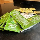 Addio alle bustine di olio, ketchup e maionese? Cosa cambia davvero da oggi con il nuovo regolamento UE sugli imballaggi Addio alle bustine di olio, ketchup e maionese? Cosa cambia davvero da oggi con il nuovo regolamento UE sugli imballaggi