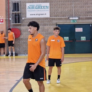 Calcio a 5, incontro di preparazione tra gli Orange e l'Elledi