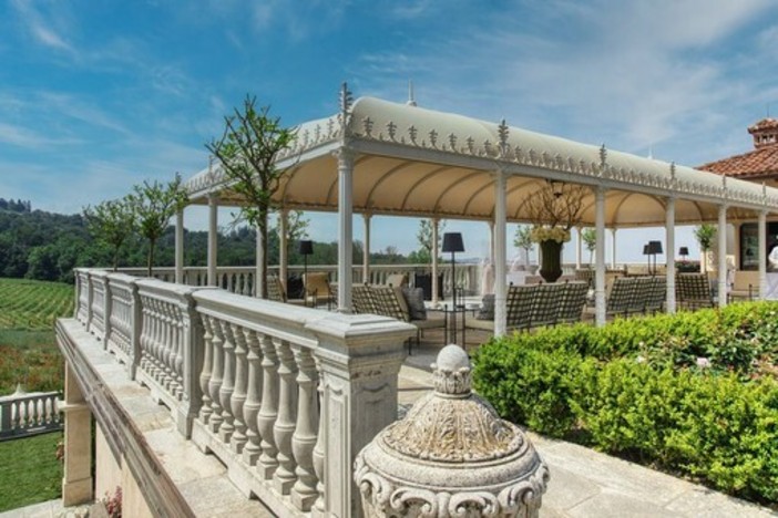 All’Orangerie de Le Due Matote di Bossolasco il premio Touring Club “Miglior Novità 2026” All’Orangerie de Le Due Matote di Bossolasco il premio Touring Club “Miglior Novità 2026”