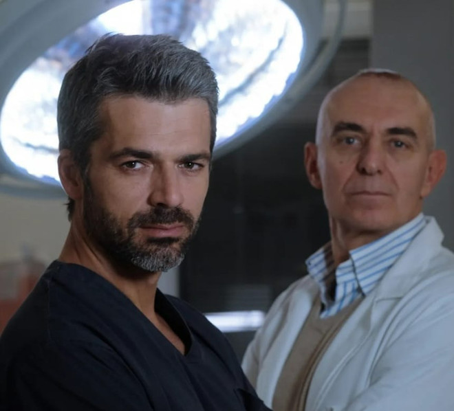 Il dottor Piccioni interpretato da Luca Argentero in Doc