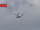 Gli elicotteri che volteggiavano oggi sopra la zona dello stadio - nelle restanti foto, le operazioni di controllo e bonifica  (Merphefoto)