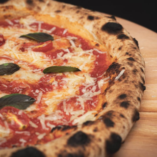 Come gustare la cucina italiana durante un viaggio nel Paese?