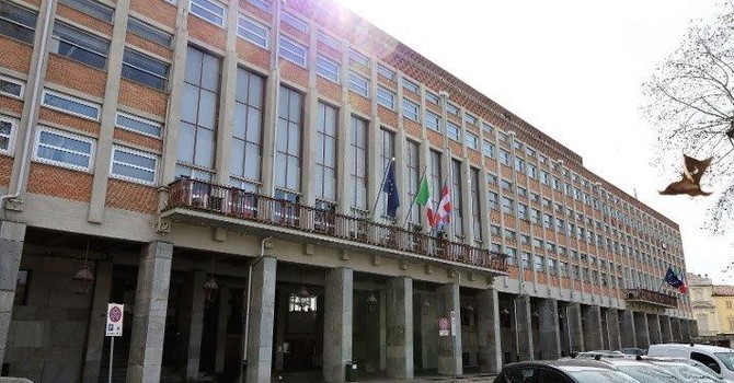 Servizio interforze “Alto Impatto” nel centro di Asti: 145 persone controllate Servizio interforze “Alto Impatto” nel centro di Asti: 145 persone controllate