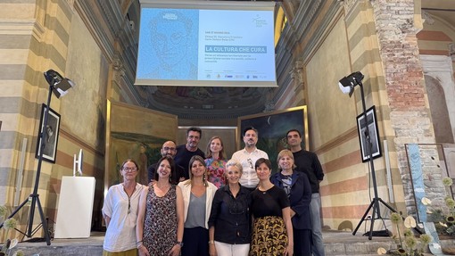 La cultura come parte della cura: l'Asl annuncia un progetto per adolescenti fragili dal palco del Festival Pavese 2026