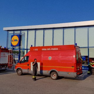 Evacuato il Lidl di corso Casale dopo malori di clienti e personale [ARTICOLO IN AGGIORNAMENTO]