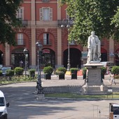 Restituire a piazza Alfieri il suo ruolo di snodo principale della vita cittadina