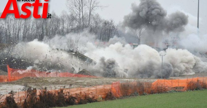 Il momento della demolizione Il momento della demolizione