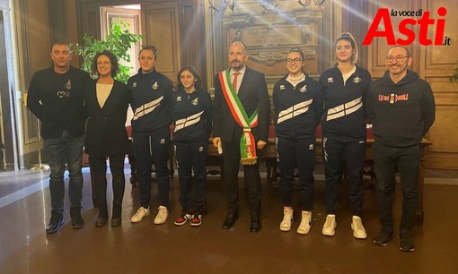 I responsabili dell'organizzazione del torneo con il sindaco di Asti Maurizio Rasero