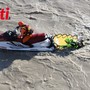 Un'immagine d'archivio dei vigili del fuoco impegnati in un intervento fluviale