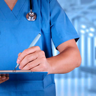 Sanità, 5 milioni per prestazioni aggiuntive. Nursing Up: "Risposta necessaria, ma il problema resta la carenza di personale" Sanità, 5 milioni per prestazioni aggiuntive. Nursing Up: "Risposta necessaria, ma il problema resta la carenza di personale"