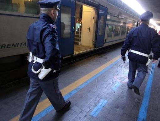 Sicurezza in stazione, i sindacati di polizia lanciano l'allarme Sicurezza in stazione, i sindacati di polizia lanciano l'allarme