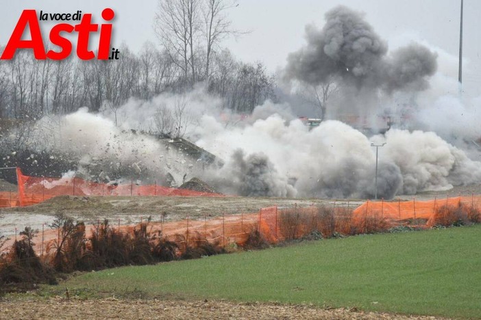 Il momento della demolizione Il momento della demolizione