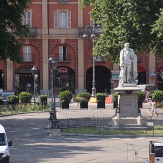 Restituire a piazza Alfieri il suo ruolo di snodo principale della vita cittadina