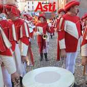 Il corteo straordinario del Palio per il 750° anniversario (Merphefoto)