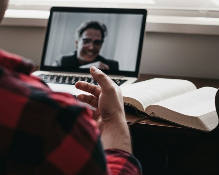 Psicologo Online per Tossicodipendenti: come funziona e quando serve