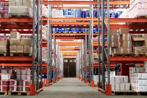 La sicurezza industriale passa dai Portoni Scorrevoli Tagliafuoco Certificati