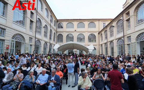 Il pubblico di uno degli appuntamenti di Passeparout 2025
