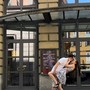 Sposi cercasi: il teatro Alfieri diventa un incrocio di fedi nuziali [VIDEO]