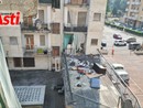 L'affaccio dalla palazzina occupata di Corso Volta