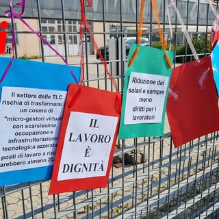 Immagini d'archivio riferite a un precedente presidio di fronte alla sede astigiana di Konecta