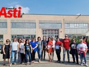 Un presidio davanti a Comdata (Archivio)