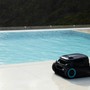 Robot Piscina: come funziona e perché è diventato essenziale per la cura della tua vasca
