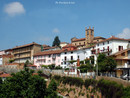Un panorama di Rocca d'Arazzo