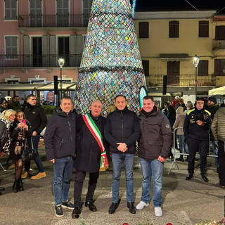 Rocchetta Tanaro accende il Natale con tradizione e partecipazione giovanile