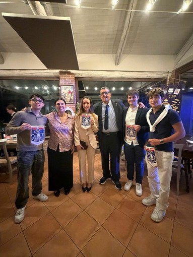 Un momento della serata con i ragazzi protagonisti Un momento della serata con i ragazzi protagonisti