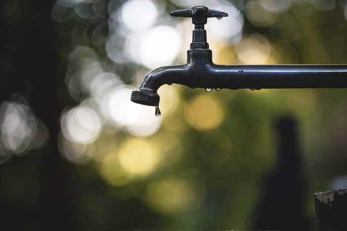 Emergenza siccità: anche a Costigliole d'Asti vietato l'uso non essenziale dell'acqua potabile Emergenza siccità: anche a Costigliole d'Asti vietato l'uso non essenziale dell'acqua potabile