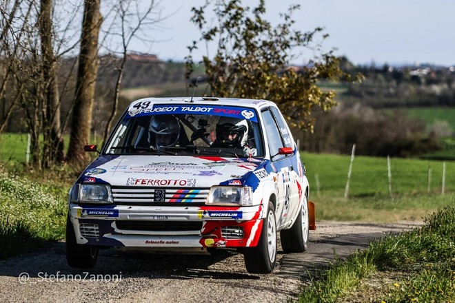 Motori roventi sulle colline dell'Unesco, il VM Motor Team all'assalto del rally di Canelli Motori roventi sulle colline dell'Unesco, il VM Motor Team all'assalto del rally di Canelli