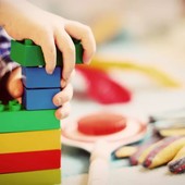 Più ore di apertura per i nidi comunali: in arrivo 290mila euro per dieci comuni della Granda