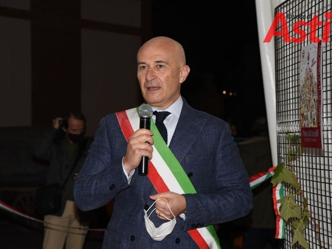 Il sindaco di Calosso Pierfrancesco Migliardi