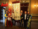 Il sindaco con i vincitori del Palio 2025 (Merphefoto) Il sindaco con i vincitori del Palio 2025 (Merphefoto)